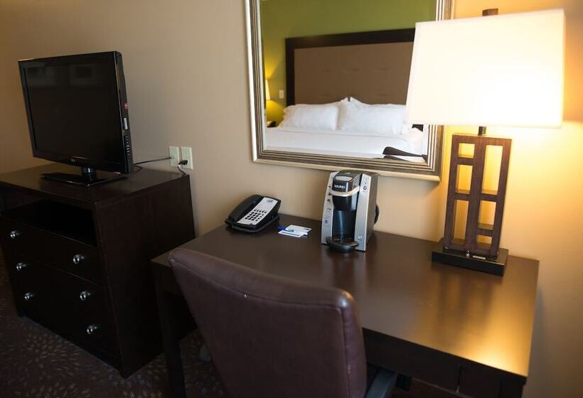 Номер Стандарт, Holiday Inn Express Hotel & Suites Northwood By Ihg
