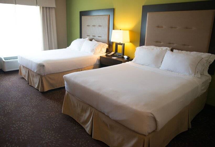 Люкс, Holiday Inn Express Hotel & Suites Northwood By Ihg