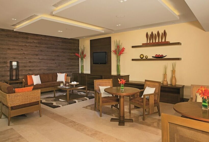 Junior Suite Club, Secrets Vallarta Bay Resort & Spa   Adults Only