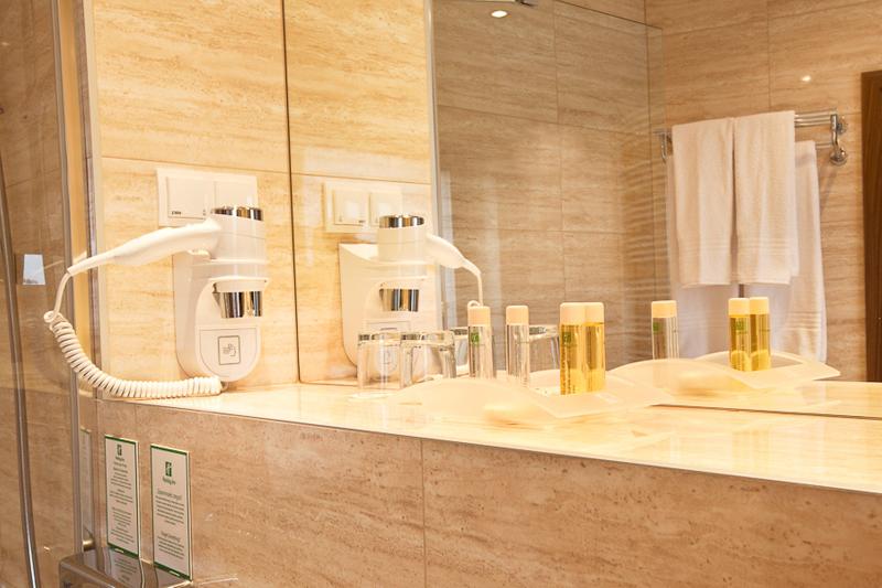 Номер Стандарт, Holiday Inn łódź, An Ihg