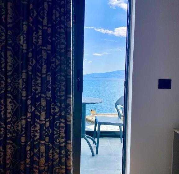 Standard Room Sea View, Nertili