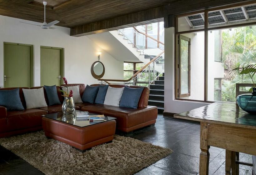 Вилла 5 Спален, Casa Colvale