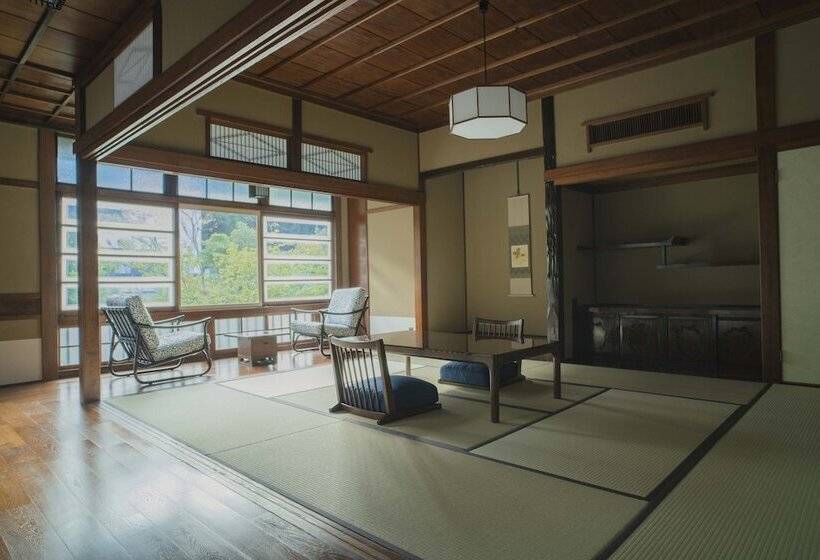 Классический Номер, Ochiairo