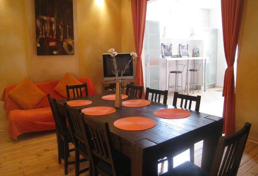 Cameră Superioară, Elegance On A Budget   Rooms For Rent In Sofia Center