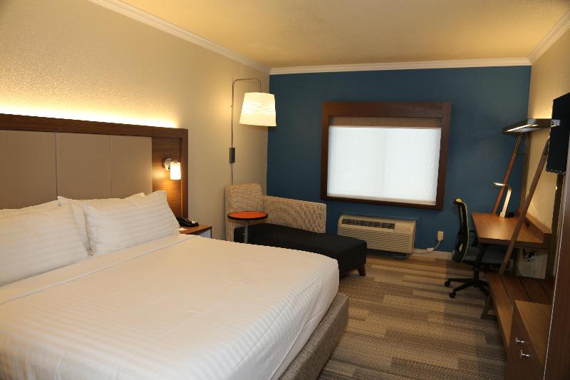 Стандартный Номер Кровать Кинг, Holiday Inn Express Hotel & Suites Greenville, An Ihg