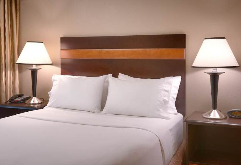 Люкс Адаптированный для Инвалидов, Holiday Inn Express Orem North Provo, An Ihg