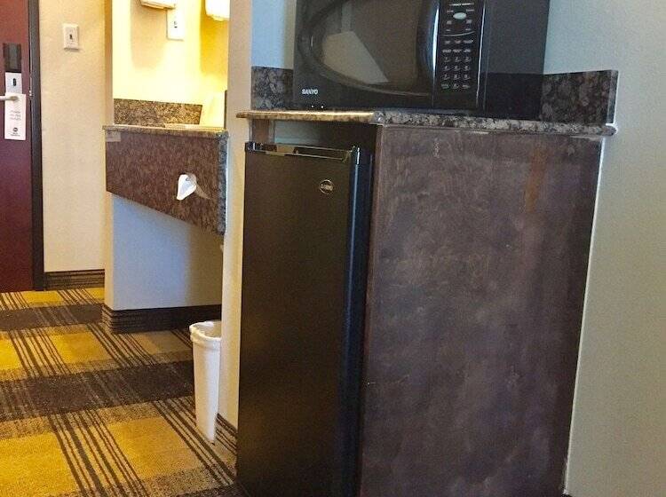 Люкс, Best Western Lockhart Hotel & Suites