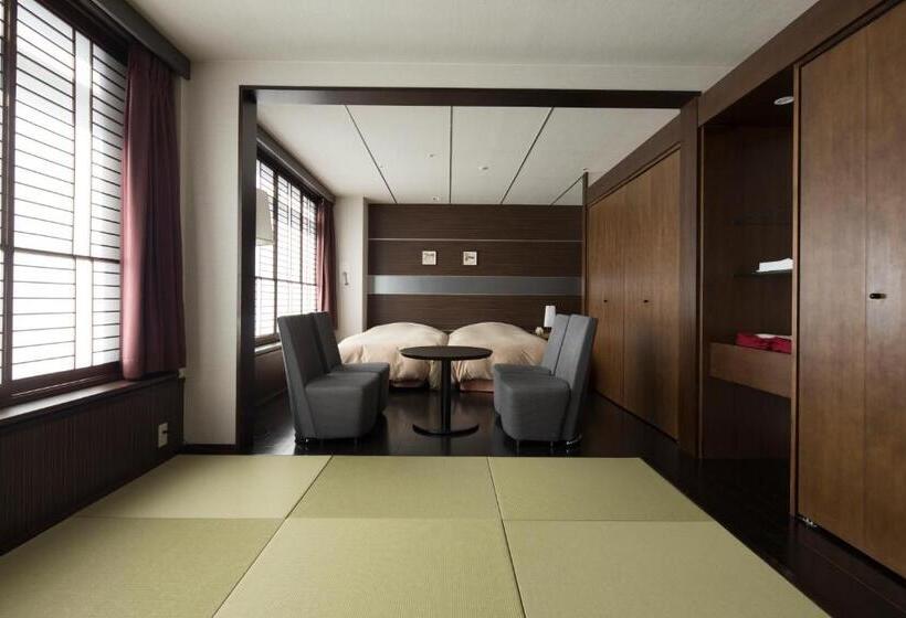 Номер Deluxe, Sapporo Kitahiroshima Classe
