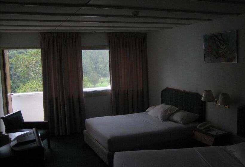 Номер Стандарт, Wyndham Garden Shahzan Fraser S Hill