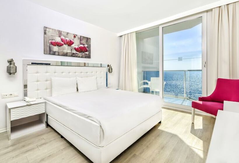 Номер Стандарт Вид на Море, Le Bleu Hotel & Resort Kusadasi