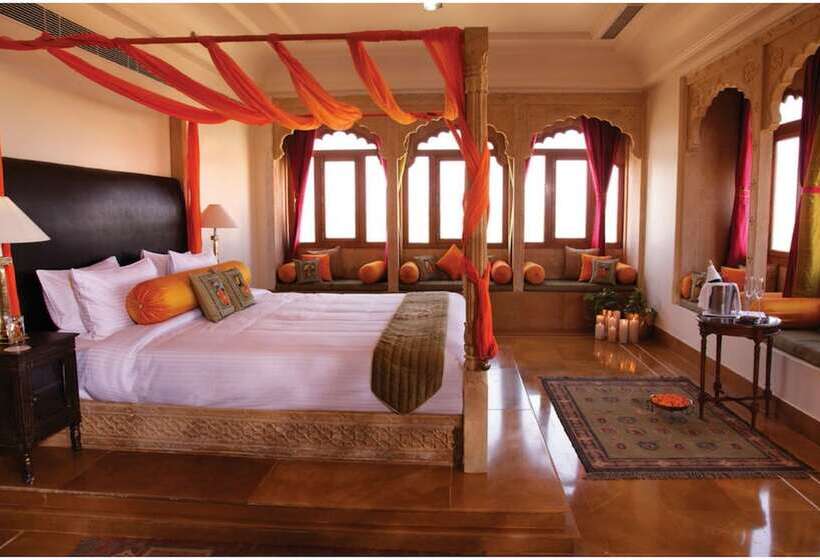 Люкс, Suryagarh Jaisalmer
