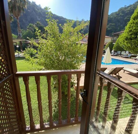 Номер Стандарт с Балконом, Oludeniz