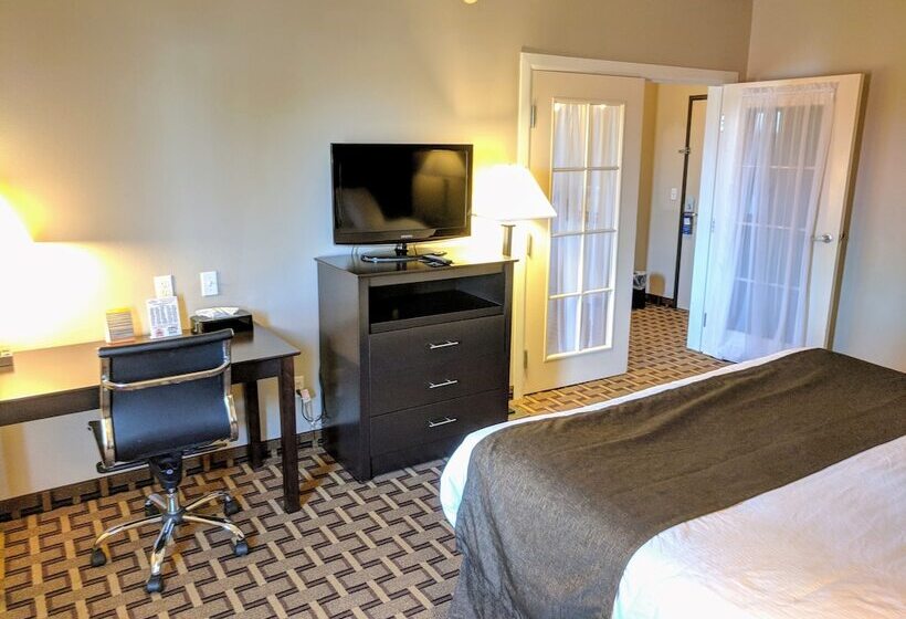 Люкс, Surestay Plus Hotel By Best Western Coralville Iowa City