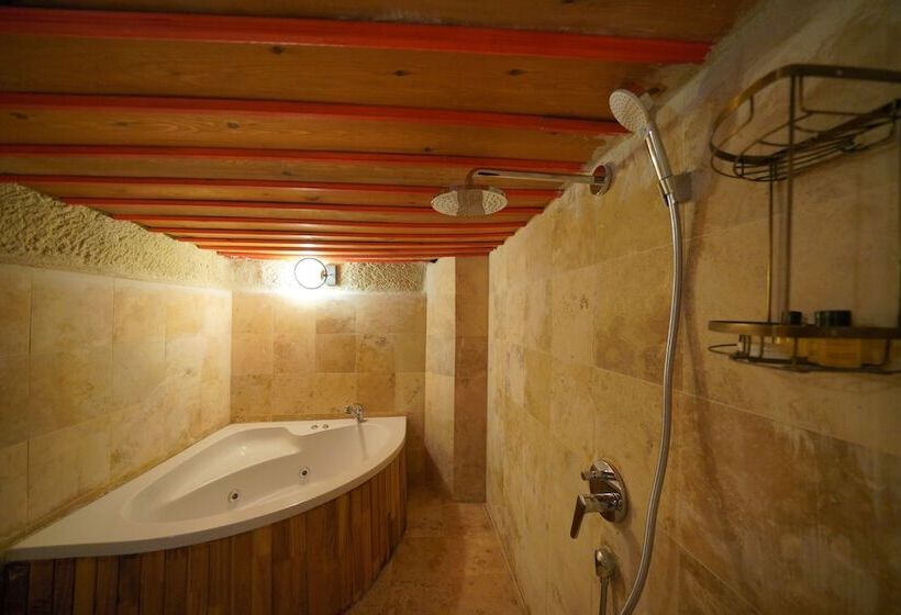 デラックスルーム, Travel Inn Cave