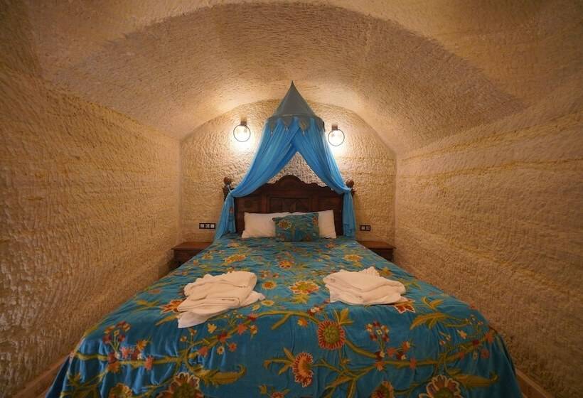 デラックスルーム, Travel Inn Cave