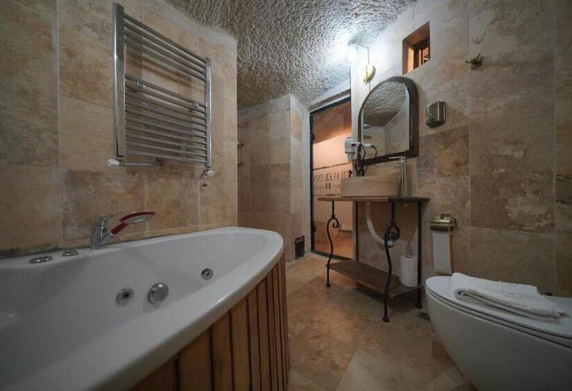 デラックスルーム, Travel Inn Cave