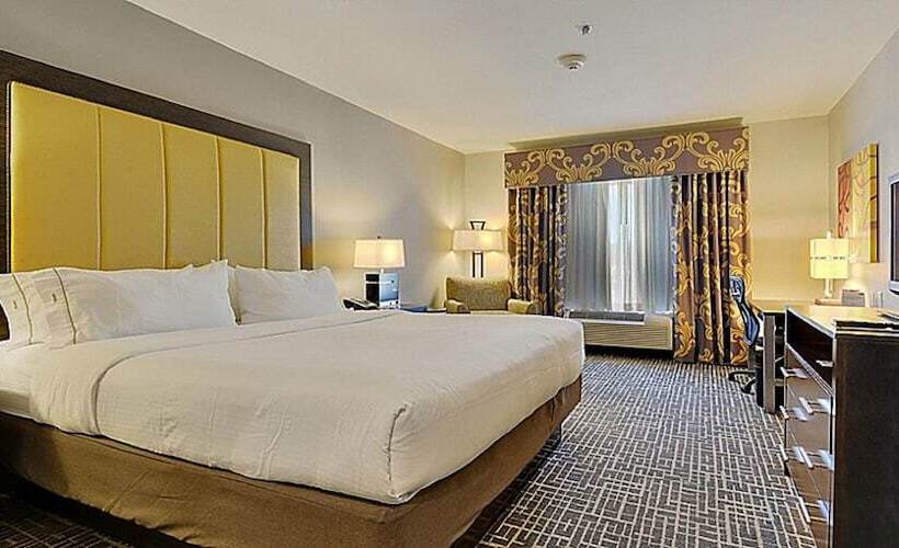Номер Стандарт, Holiday Inn Express & Suites Gonzales, An Ihg