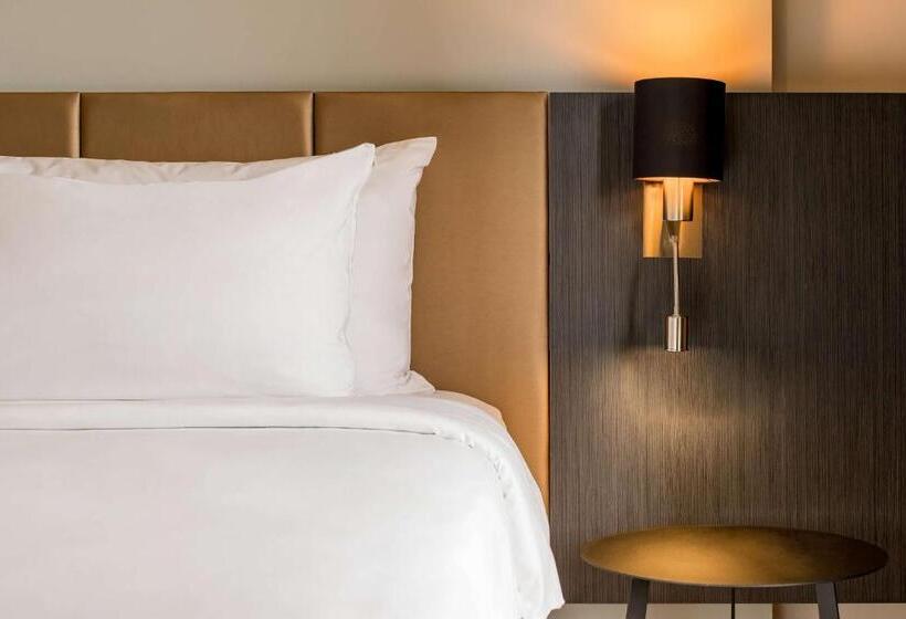 اتاق سوپریور, Radisson Hotel Tamboho Waterfront Antananarivo