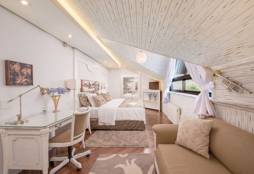주니어 스위트, Wish Serrano Resort