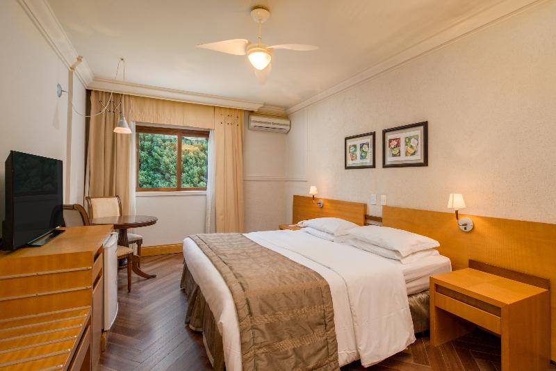 수피리어 트리플 룸, Wish Serrano Resort