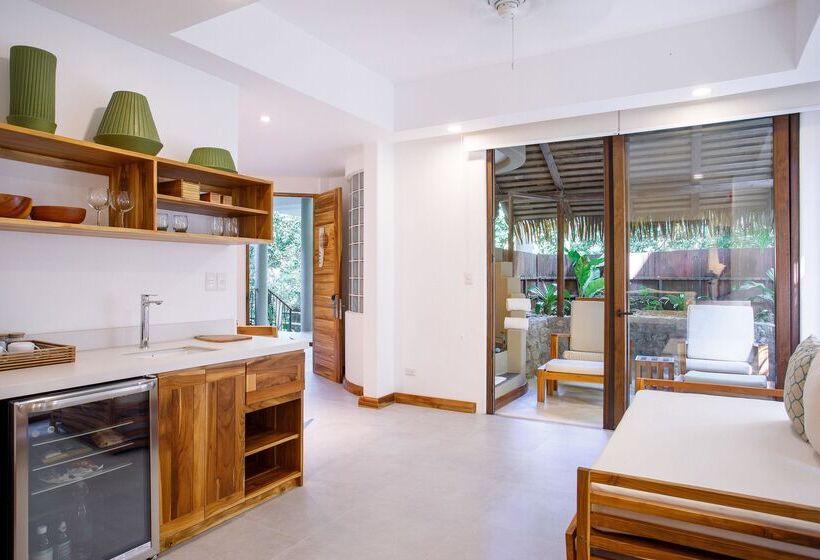 Номер Стандарт, Arenas Del Mar Beachfront & Rainforest Resort Member Of The Cayuga Collection