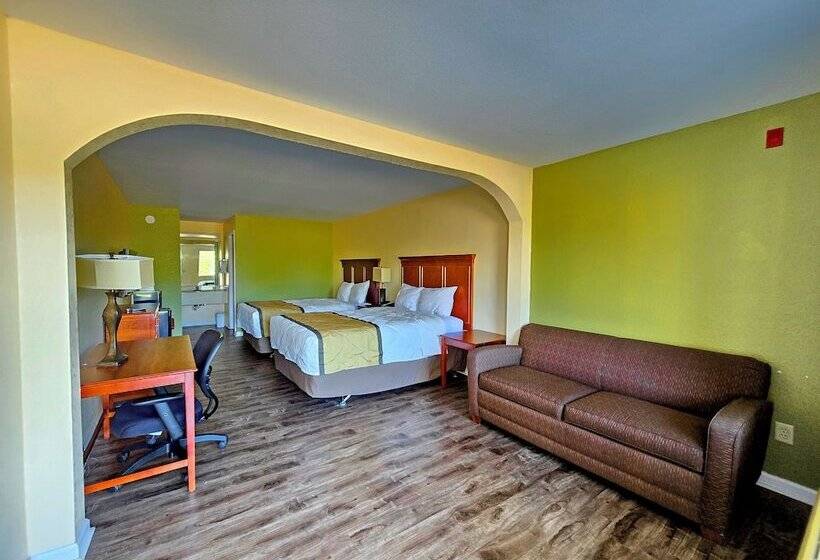 Люкс, Garden Inn And Suites Near Callaway Gardens Pine Mountain