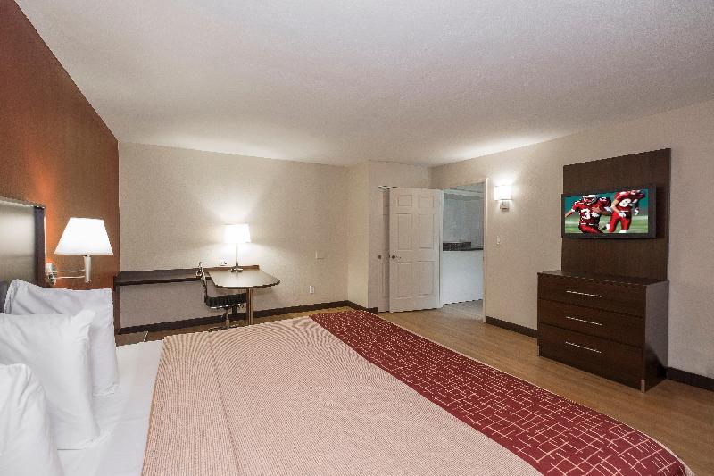 Номер Superior Кровать Кинг, Red Roof Inn Plus+ Poughkeepsie