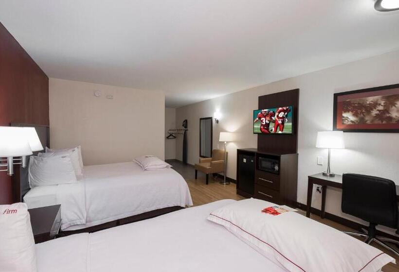 Номер Премиум, Red Roof Inn Plus+ Poughkeepsie