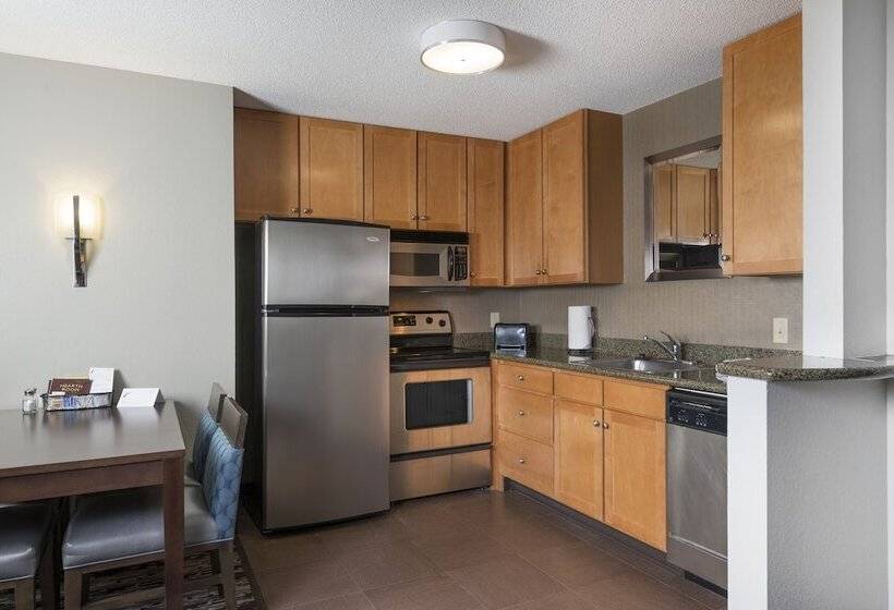 سوئیت 2 خوابه, Residence Inn Worcester