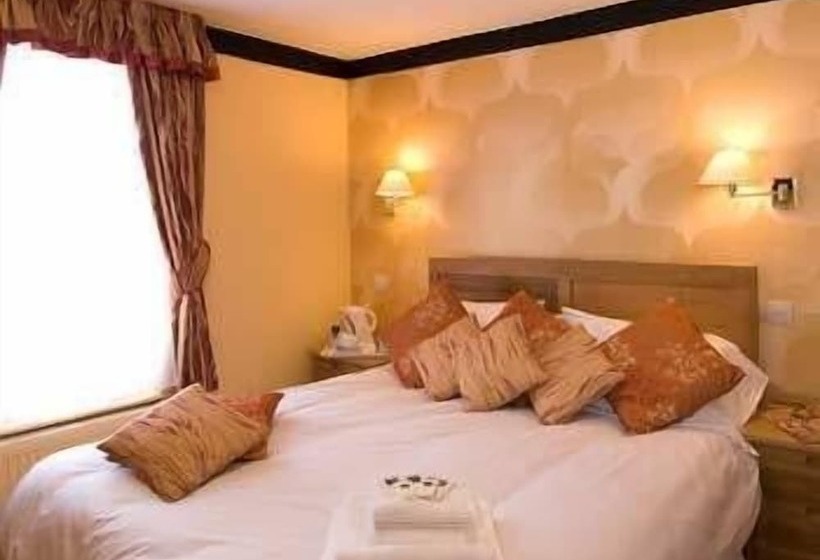 Номер Стандарт, Roebuck Inn