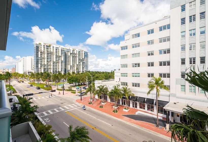 발코니가 있는 스위트, Boulan South Beach