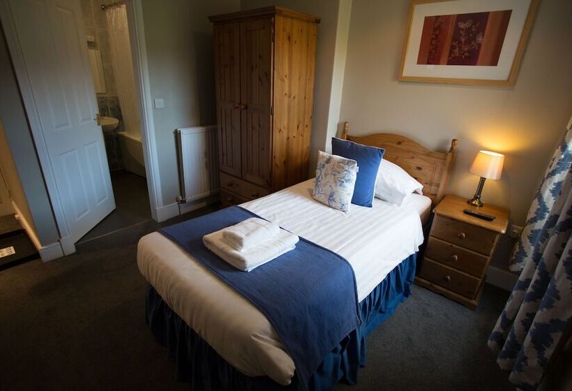 스탠다드 트리플 룸, Brathay Lodge
