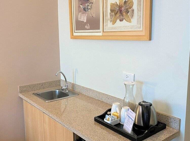 스탠다드 스튜디오, One Pacific Place Serviced Residences