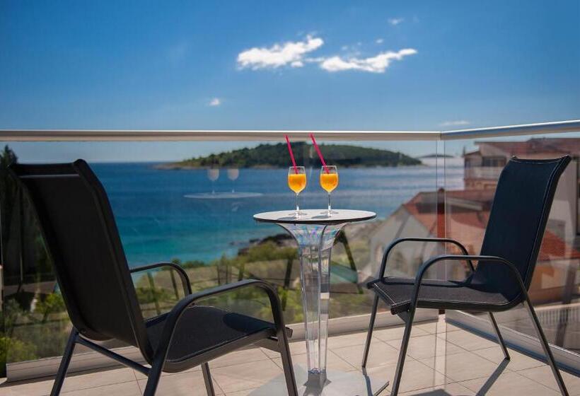Deluxe Suite Sea View, Boutique Hotel Life