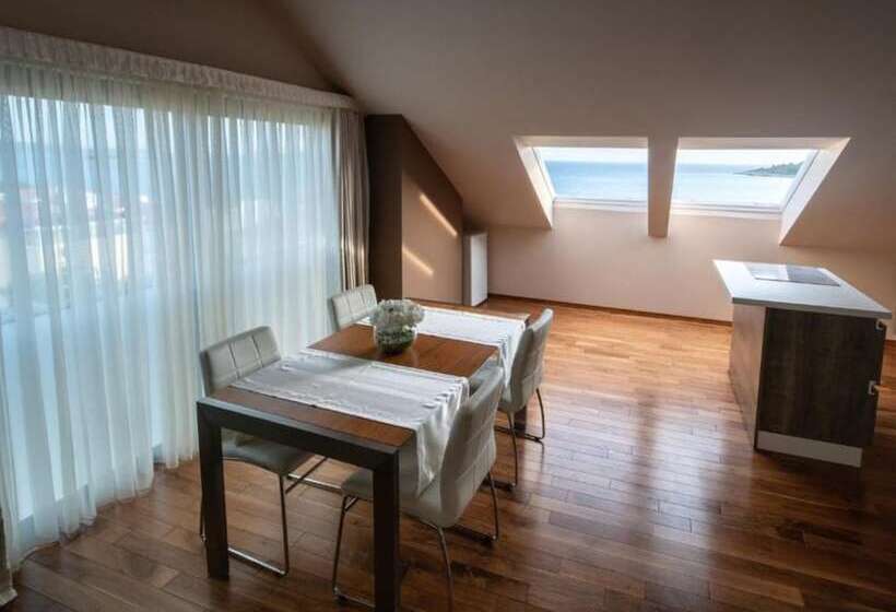 سوئیت پرزیدنت, Boutique Hotel Life