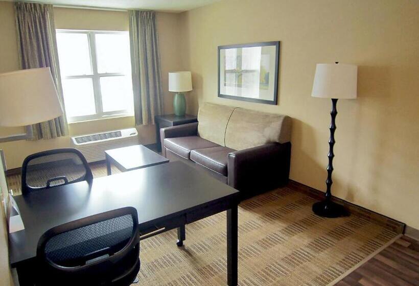 Студия Deluxe, Extended Stay America Suites  Detroit  Novi  Orchard Hill Place