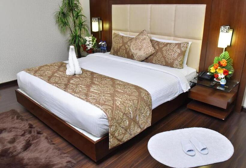 Президентский Люкс, Seasons  Rajkot