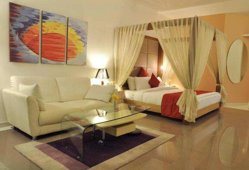 Номер Премиум, Seasons  Rajkot