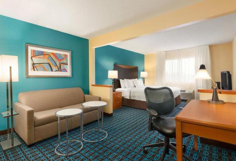 Standard Studio Kingsize Bett, Amerivu Inn And Suites