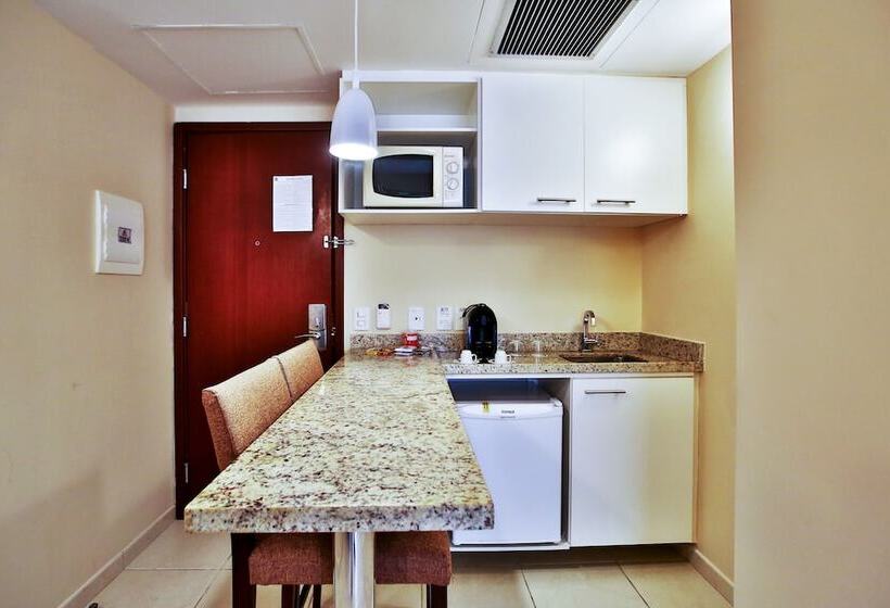 Люкс Повышенной Комфортности, Quality Hotel & Suítes São Salvador