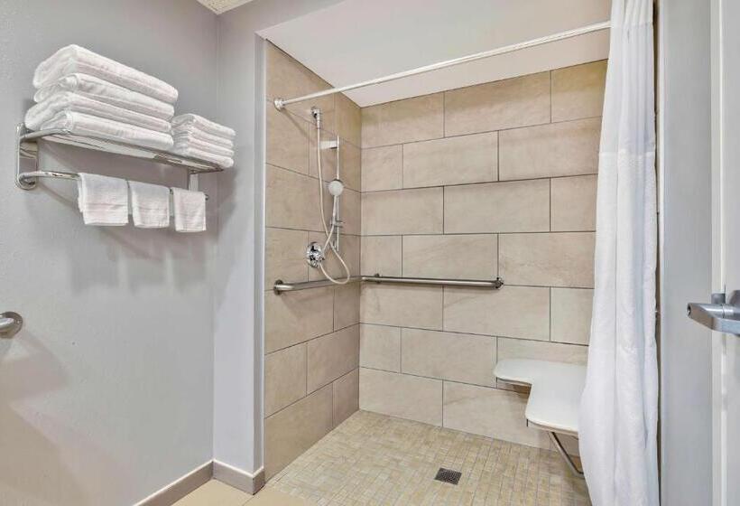 身障者適用スタンダードルーム, Motel 6 Bethel, Ct  Danbury