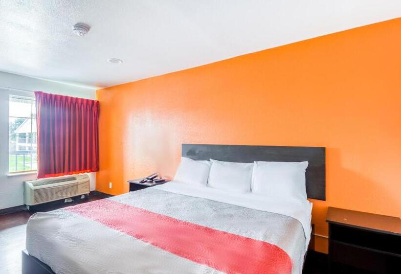 适合残疾人士使用的带超级大床的标准间, OYO Hotel Baton Rouge East I-12