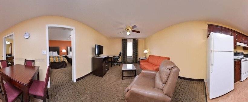 패밀리 스위트, Douglas Inn & Suites