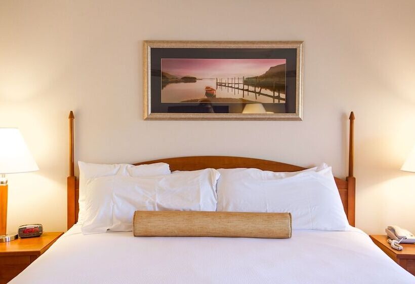 اتاق استاندارد, Flagship Inn