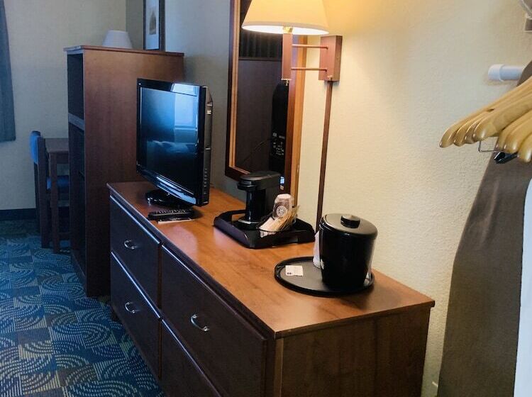 デラックスルーム, Americinn By Wyndham Kewanee