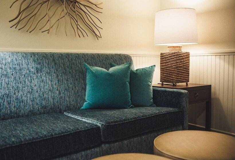 סוויטה, Avila Lighthouse Suites