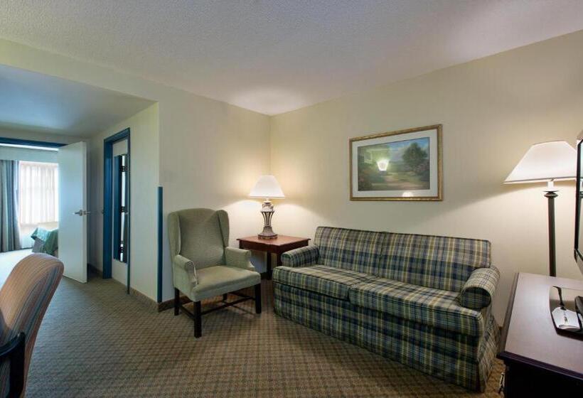 Люкс Кровать Кинг, Country Inn & Suites By Radisson, Newport News South, Va
