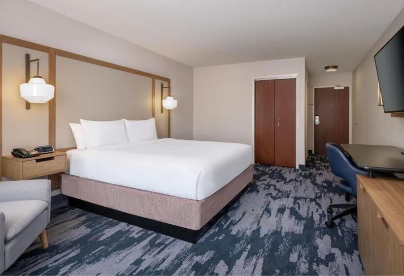 带大床的标准间, Fairfield Inn & Suites Denton