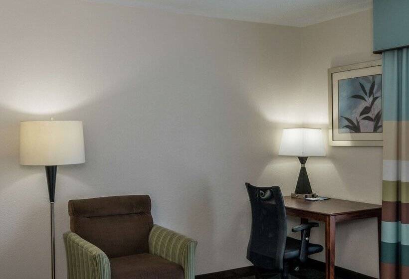 Номер Стандарт, Hampton Inn Dahlgren