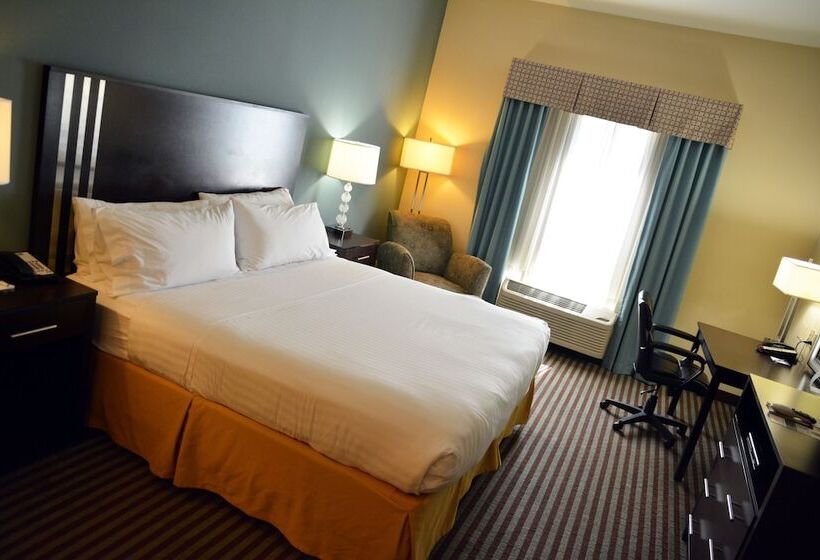 Suíte, Holiday Inn Express & Suites Youngstown West   Austintown By Ihg